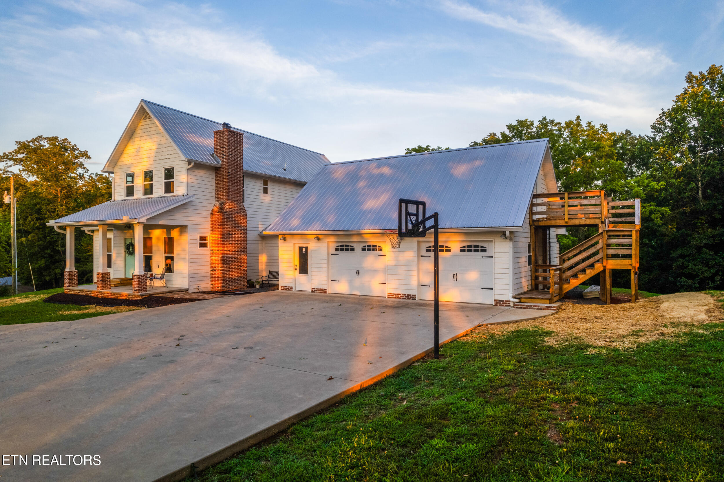 329 Rayford Circle