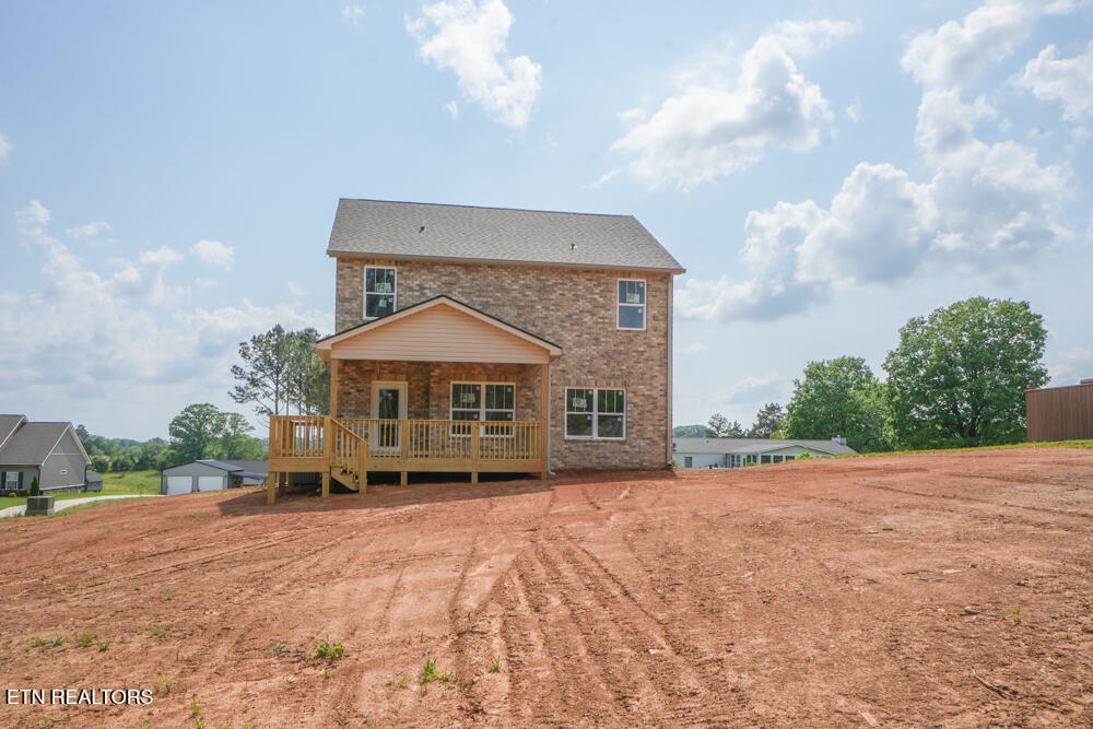 808 Pinebrooke Drive