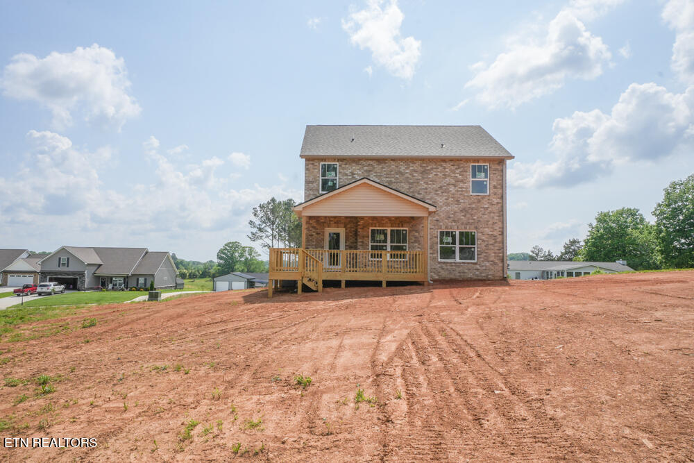 808 Pinebrooke Drive