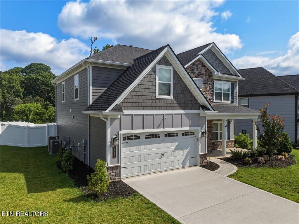 Photo of 1720 Melton Meadows Drive, Maryville, TN 37803 (MLS # 1344365)