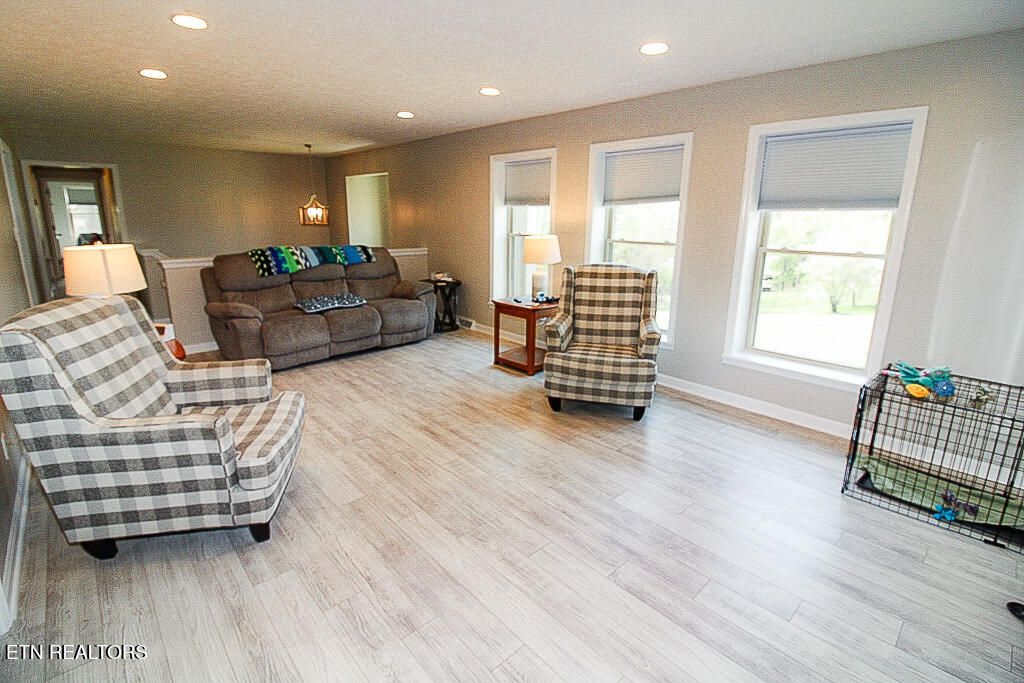 Photo of 416 Summitt Drive, LaFollette, TN 37766 (MLS # 1336145)