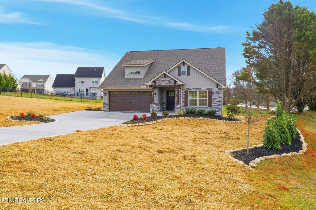 Photo of 2830 Alden Glenn Court, Sevierville, TN 37876 (MLS # 1325329)