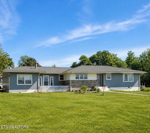 Photo of 1848 Sparta Hwy, Crossville, TN 38572 (MLS # 1338268)