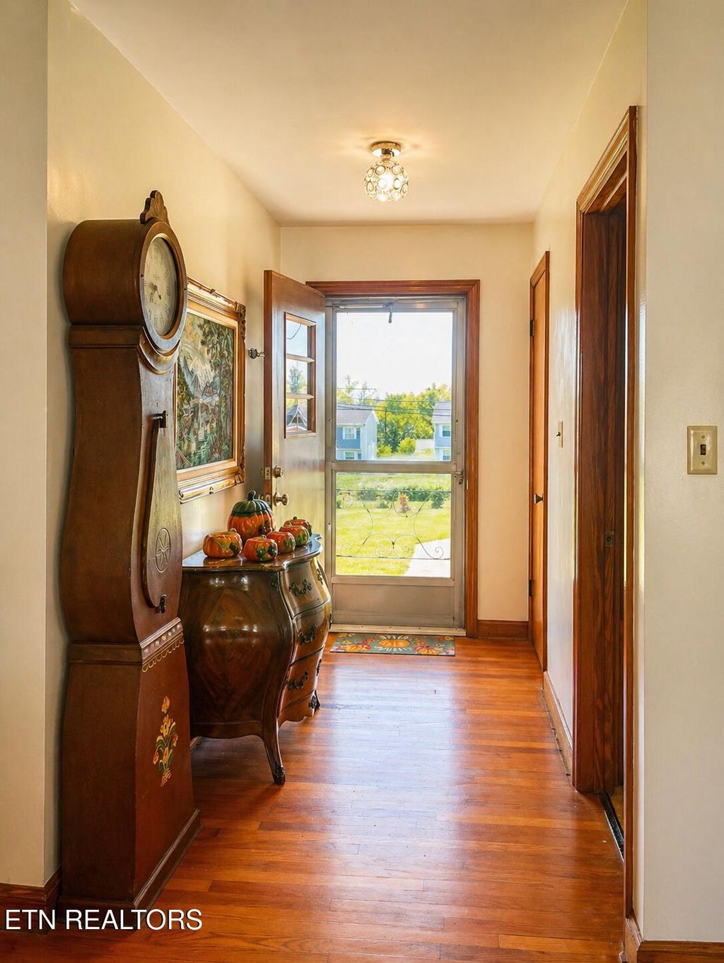 Photo of 1848 Sparta Hwy, Crossville, TN 38572 (MLS # 1338268)