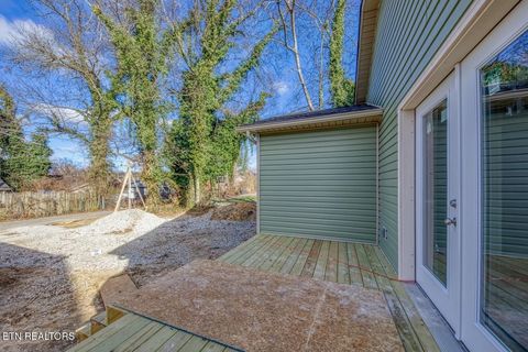 Tiny photo for 2725 Tarleton Avenue Ave, Knoxville, TN 37914 (MLS # 1326930)