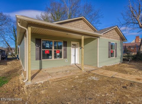 Photo of 2725 Tarleton Avenue Ave, Knoxville, TN 37914 (MLS # 1326930)