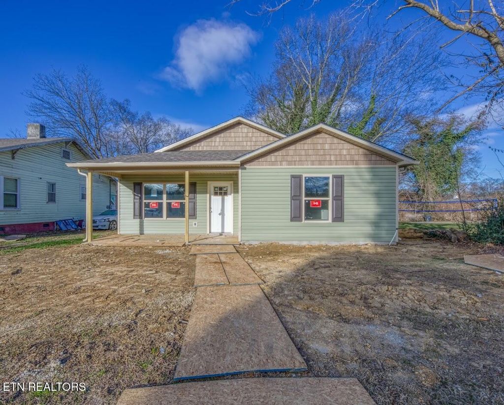 Photo of 2725 Tarleton Avenue Ave, Knoxville, TN 37914 (MLS # 1326930)