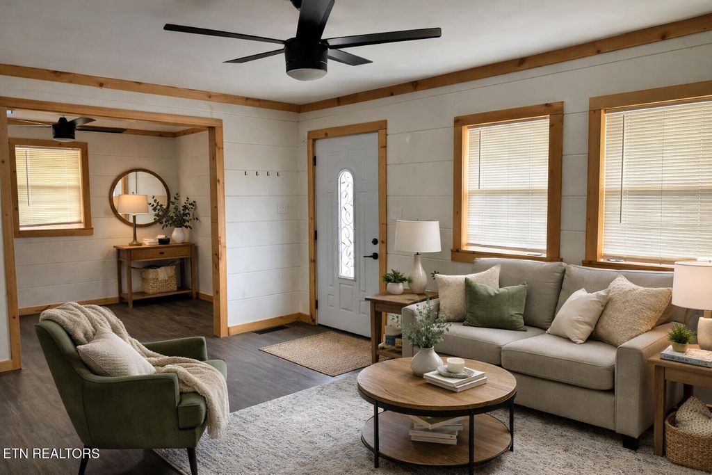 Photo of 217 Yoakum Rd, Speedwell, TN 37870 (MLS # 1325892)