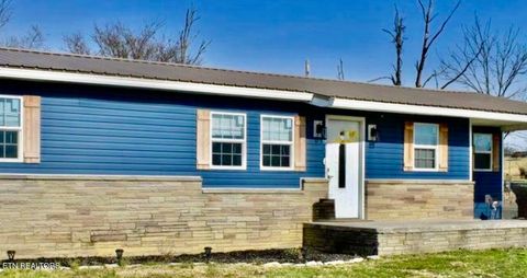 Photo of 217 Yoakum Rd, Speedwell, TN 37870 (MLS # 1325892)