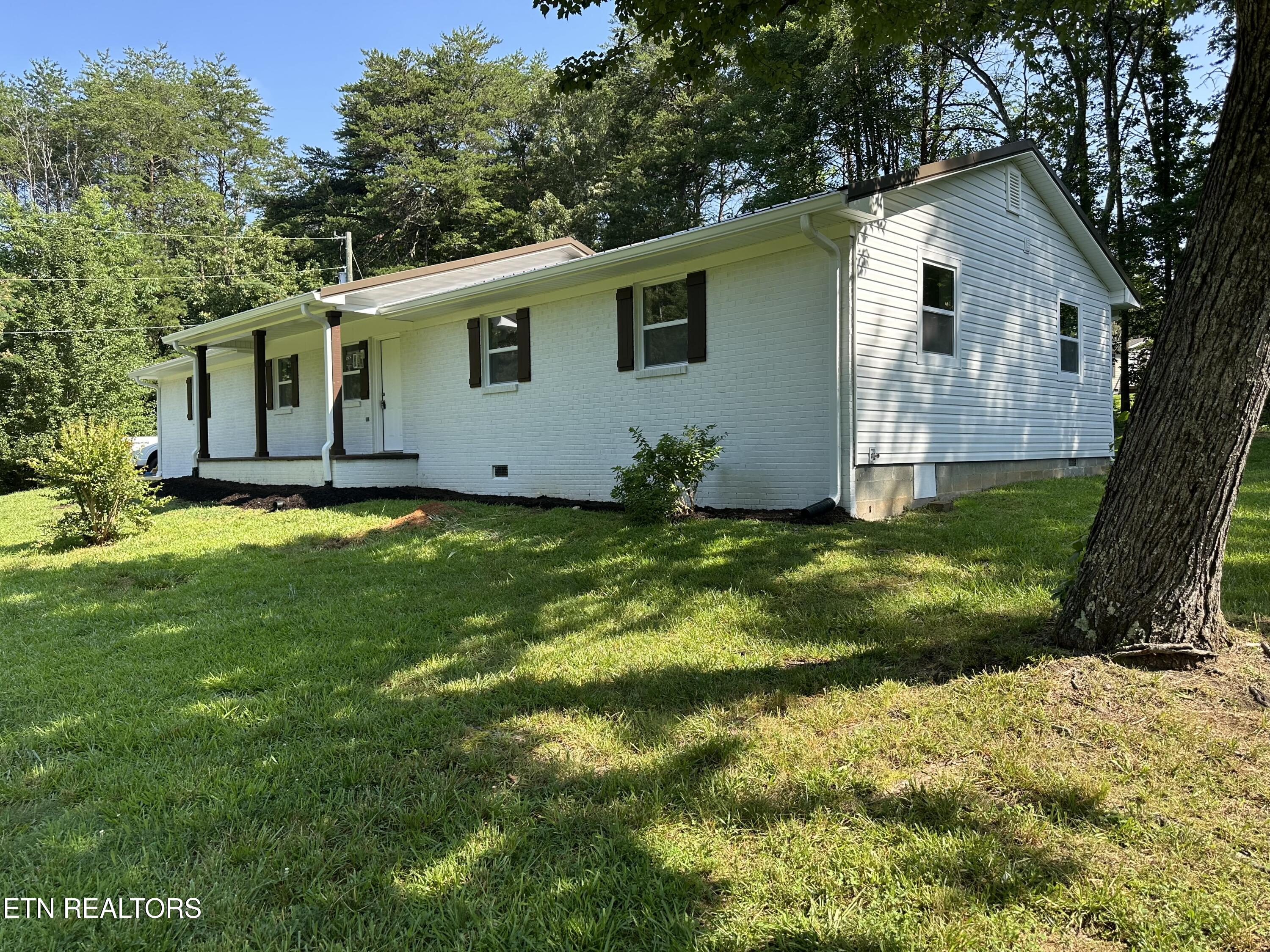 206 Watson Trace