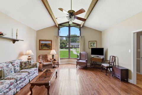 Tiny photo for 301 Cross St, Clinton, TN 37716 (MLS # 1349028)