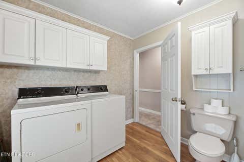 Tiny photo for 301 Cross St, Clinton, TN 37716 (MLS # 1349028)