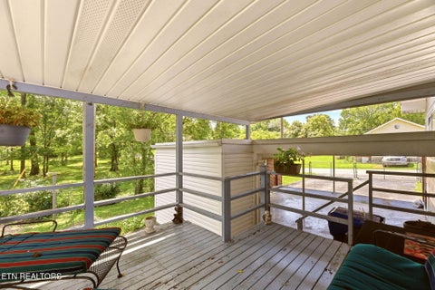 Tiny photo for 301 Cross St, Clinton, TN 37716 (MLS # 1349028)