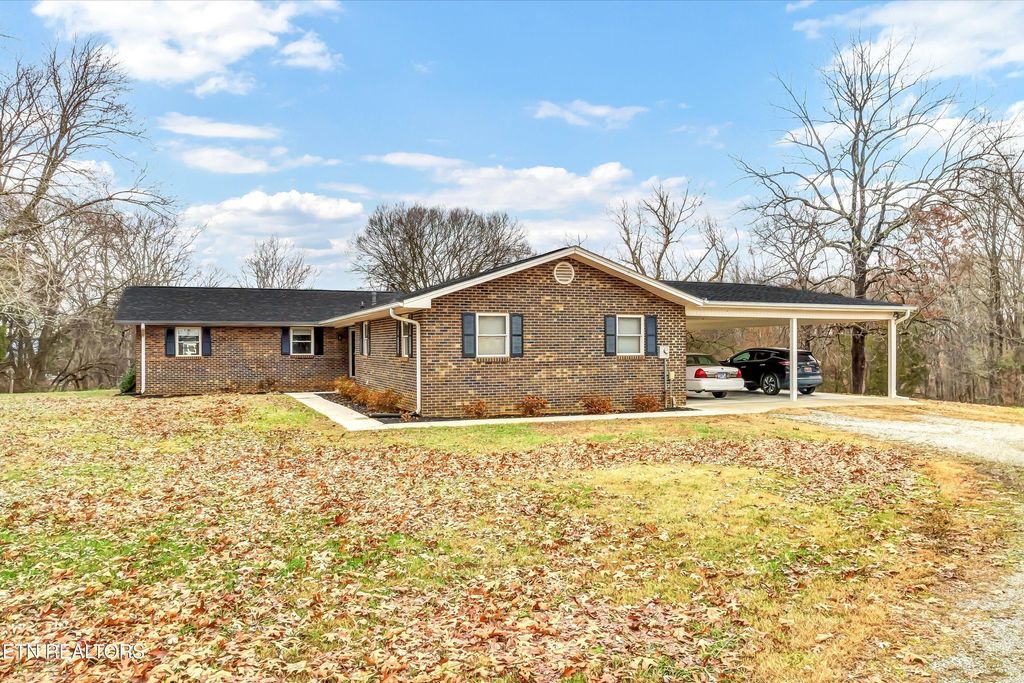 Photo of 728 Bruner Rd, Strawberry Plains, TN 37871 (MLS # 1285342)