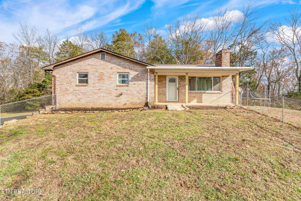 Photo of 430 Windy Hill Lane, Strawberry Plains, TN 37871 (MLS # 1284686)