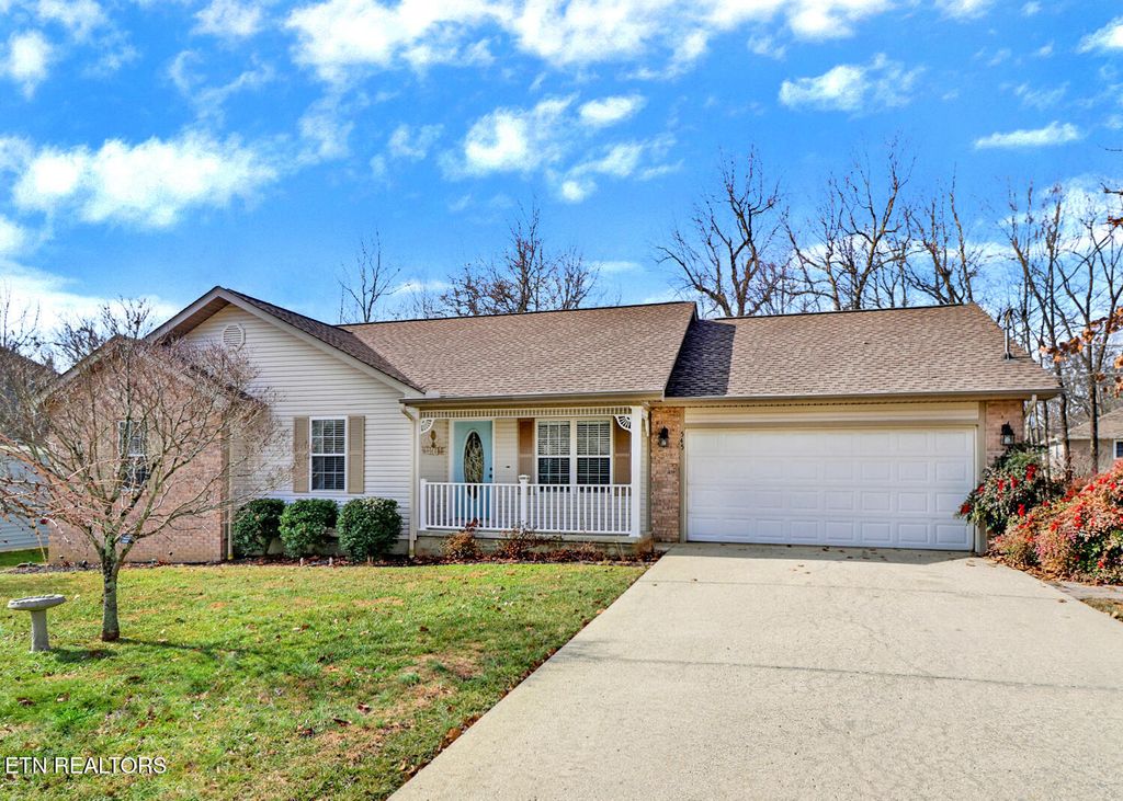 Photo of 545 Snead Drive, Crossville, TN 38558 (MLS # 1329355)