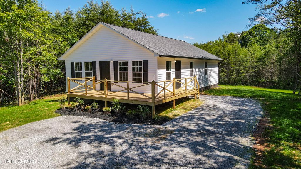 Photo of 128 JD Farm Rd, Tellico Plains, TN 37385 (MLS # 1302180)