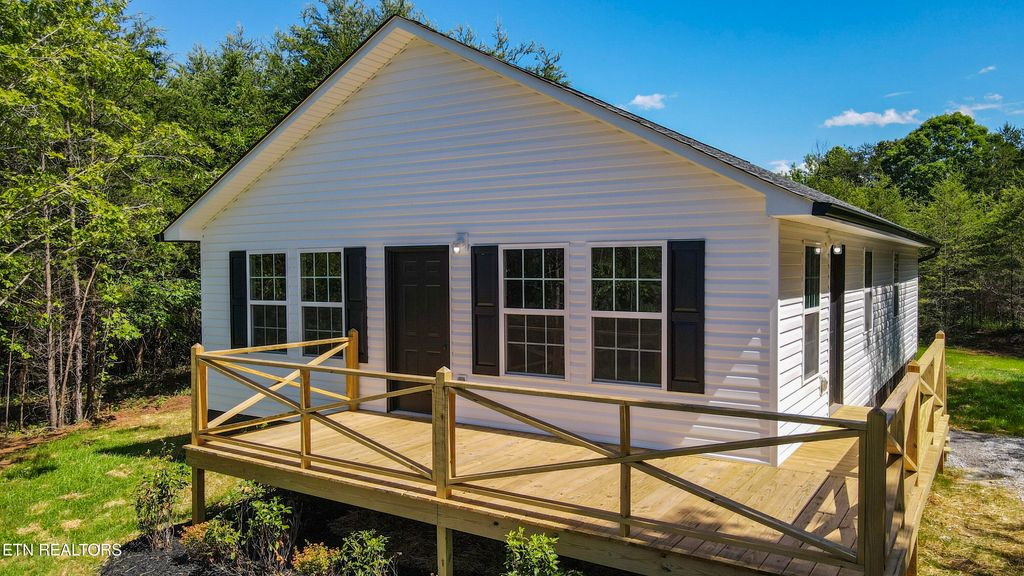 Photo of 128 JD Farm Rd, Tellico Plains, TN 37385 (MLS # 1302180)