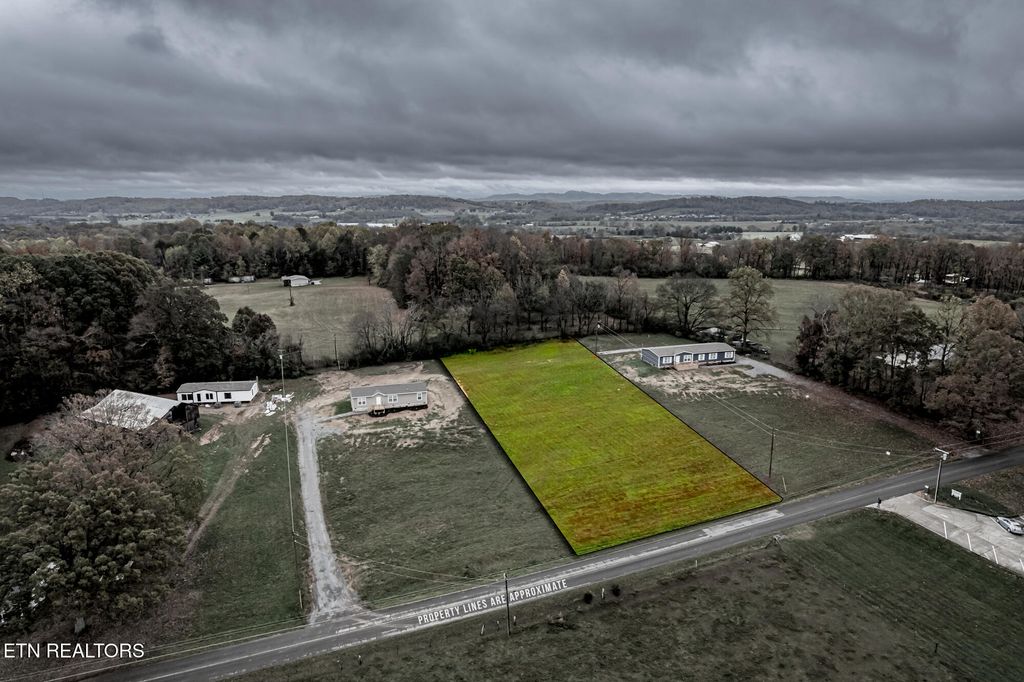 Photo of 4 County Road 326, Sweetwater, TN 37874 (MLS # 1282794)