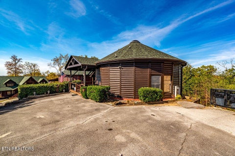 Tiny photo for 1086 Towering Oaks Drive, Sevierville, TN 37876 (MLS # 1360500)