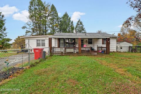 Photo of 111 Raymond Bingham Rd, Oakdale, TN 37829 (MLS # 1320295)