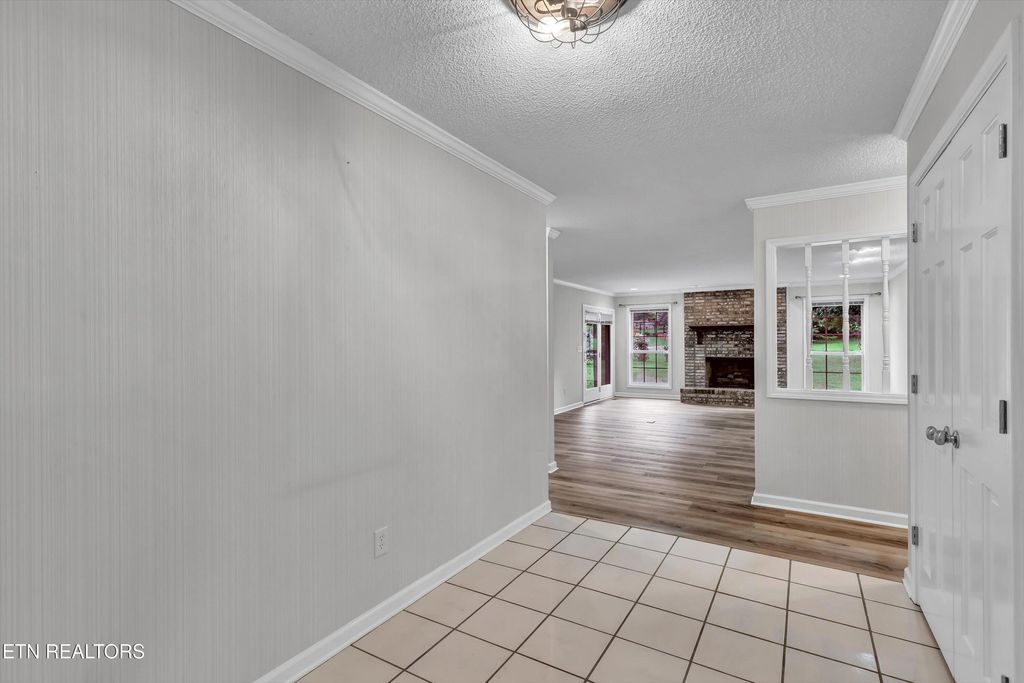 Photo of 1017 Heritage Square Court, Maryville, TN 37803 (MLS # 1317588)