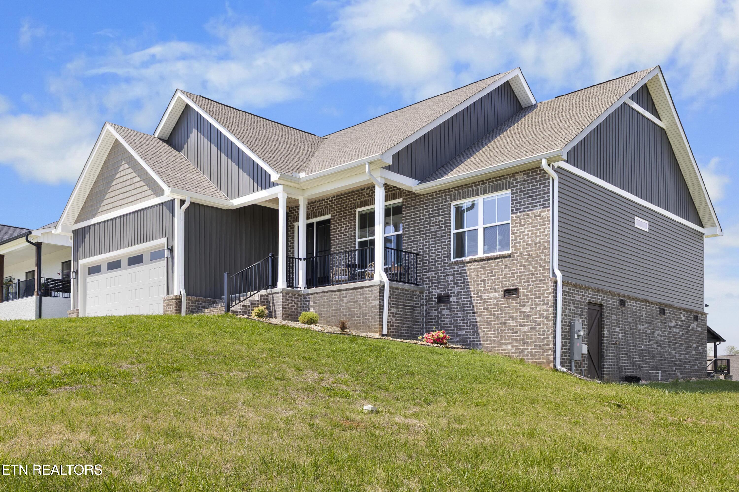 2718 Vista Meadows Lane