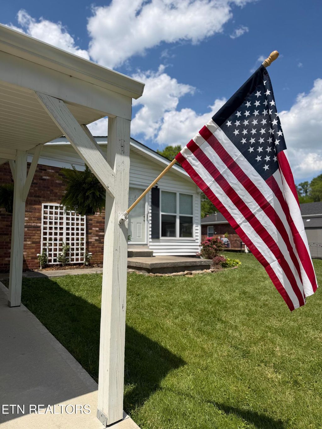 Photo of 179 Troxel Drive, Oneida, TN 37841 (MLS # 1338078)