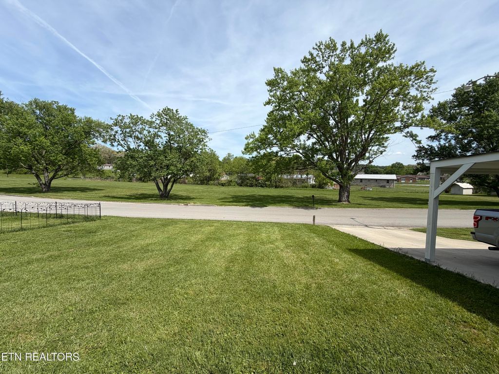 Photo of 179 Troxel Drive, Oneida, TN 37841 (MLS # 1338078)