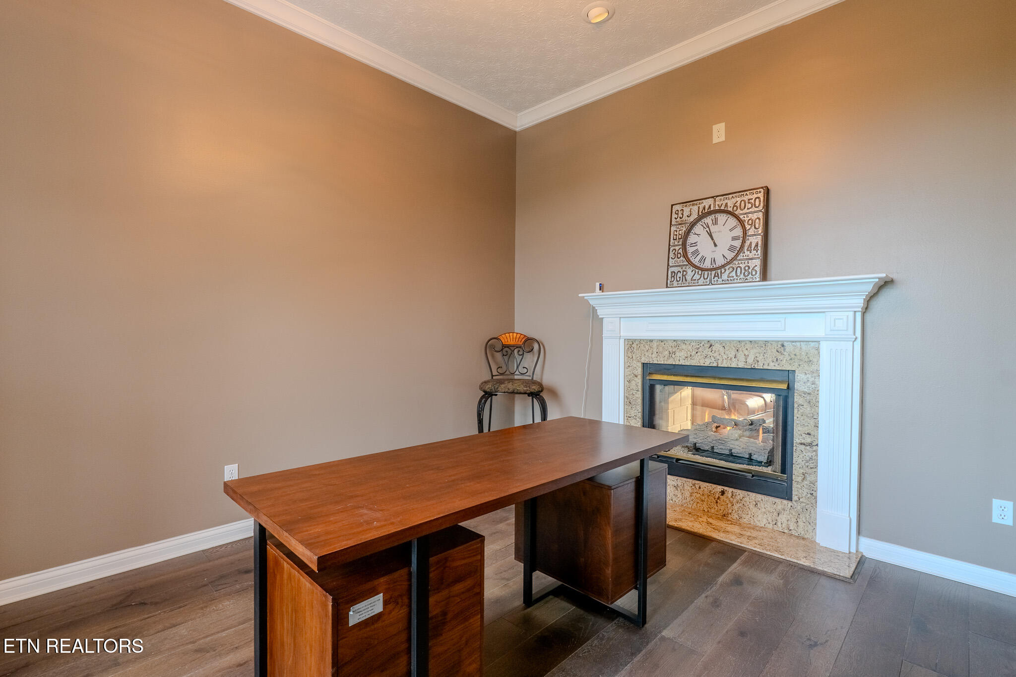 913 Saint Johns Drive