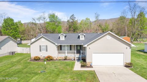 193 E Memorial Drive Jacksboro TN 37757