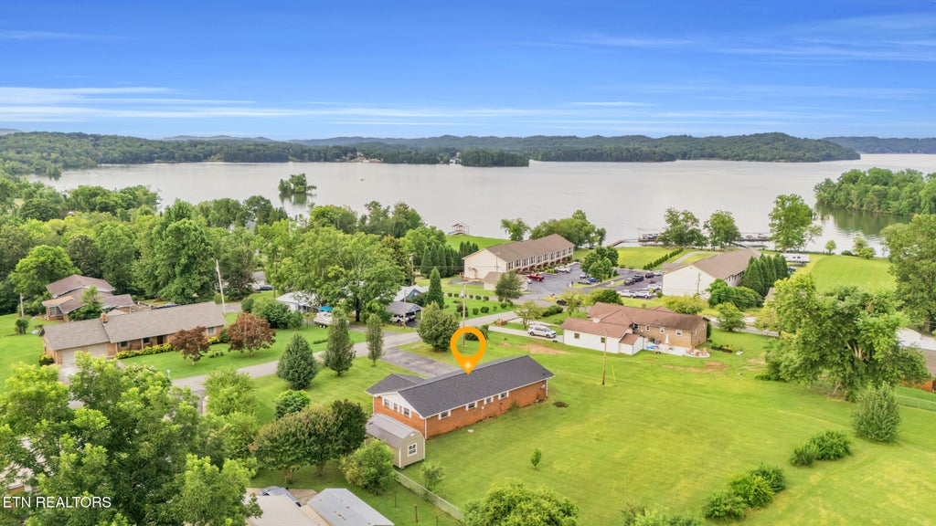 Photo of 137 Scenic Hill Drive, Spring City, TN 37381 (MLS # 1308665)