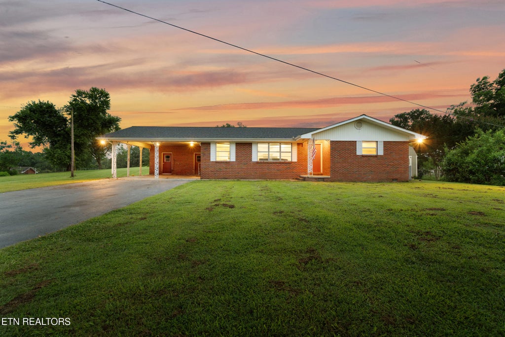 Photo of 137 Scenic Hill Drive, Spring City, TN 37381 (MLS # 1308665)