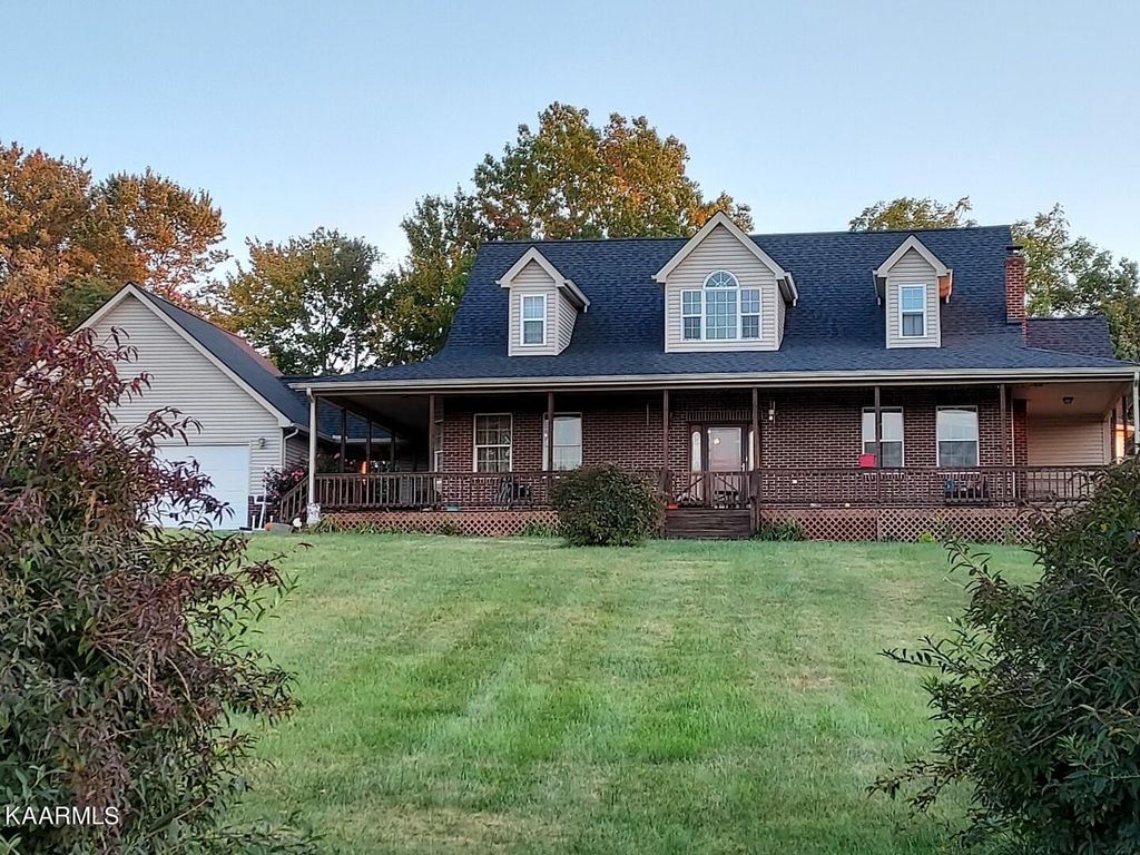 Photo of 640 Green Lynch Hill Rd, New Tazewell, TN 37825 (MLS # 1208816)