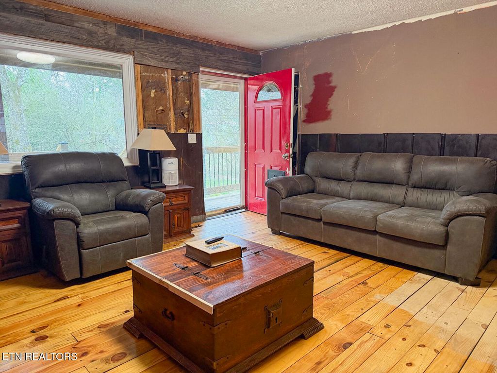 Photo of 147 Driftwood Lane, Old Fort, TN 37362 (MLS # 1330061)