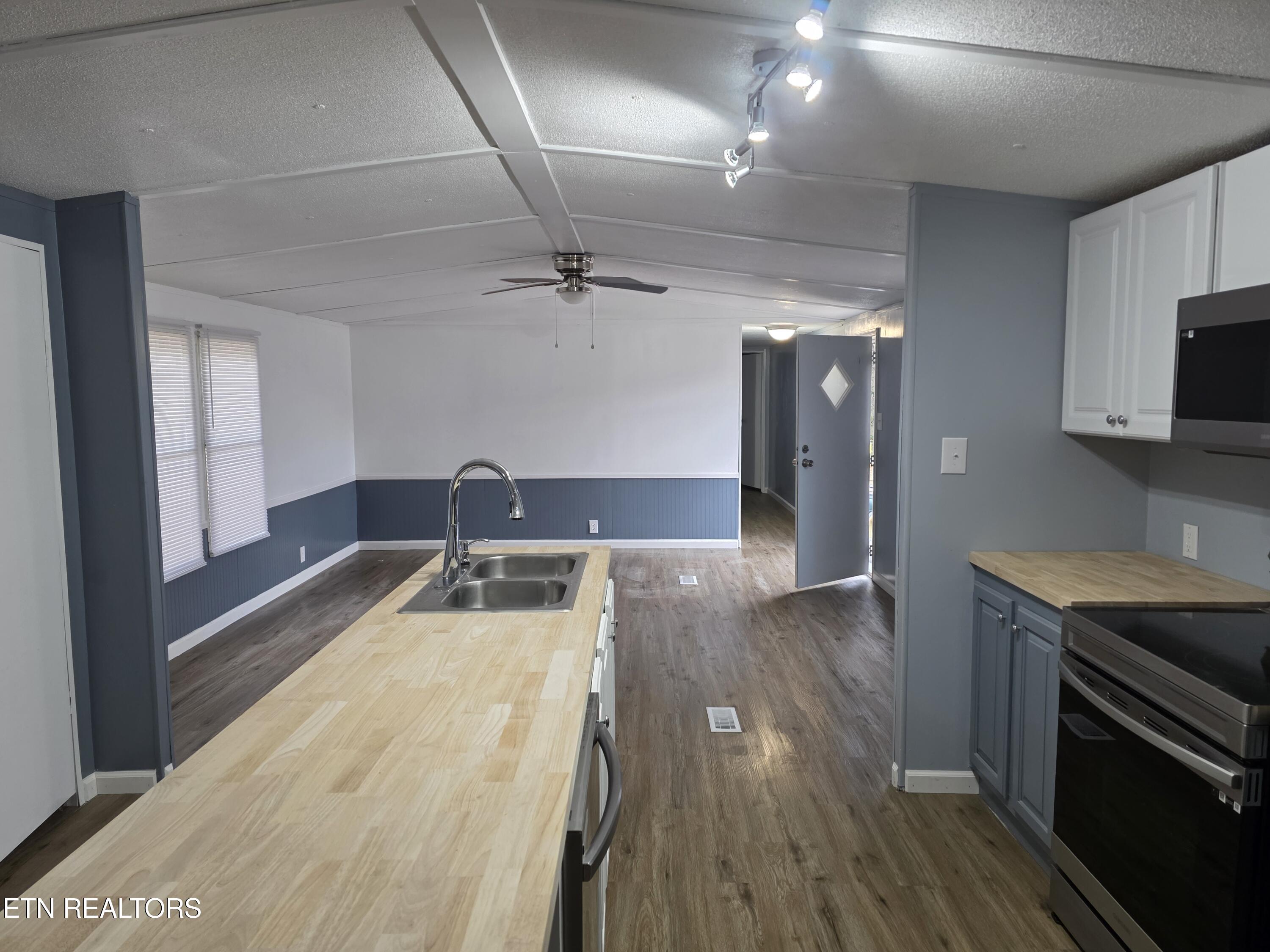 1288 Maiden Ln Lane