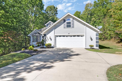 Photo of 46 Kingsbury Circle, Crossville, TN 38558 (MLS # 1357250)
