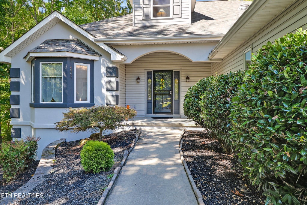 Photo of 46 Kingsbury Circle, Crossville, TN 38558 (MLS # 1357250)
