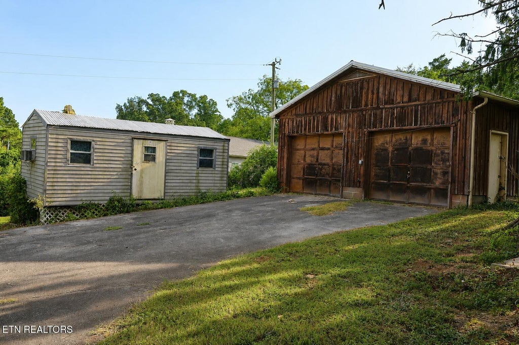 Photo of 4843 Big Springs Rd, Friendsville, TN 37737 (MLS # 1354494)
