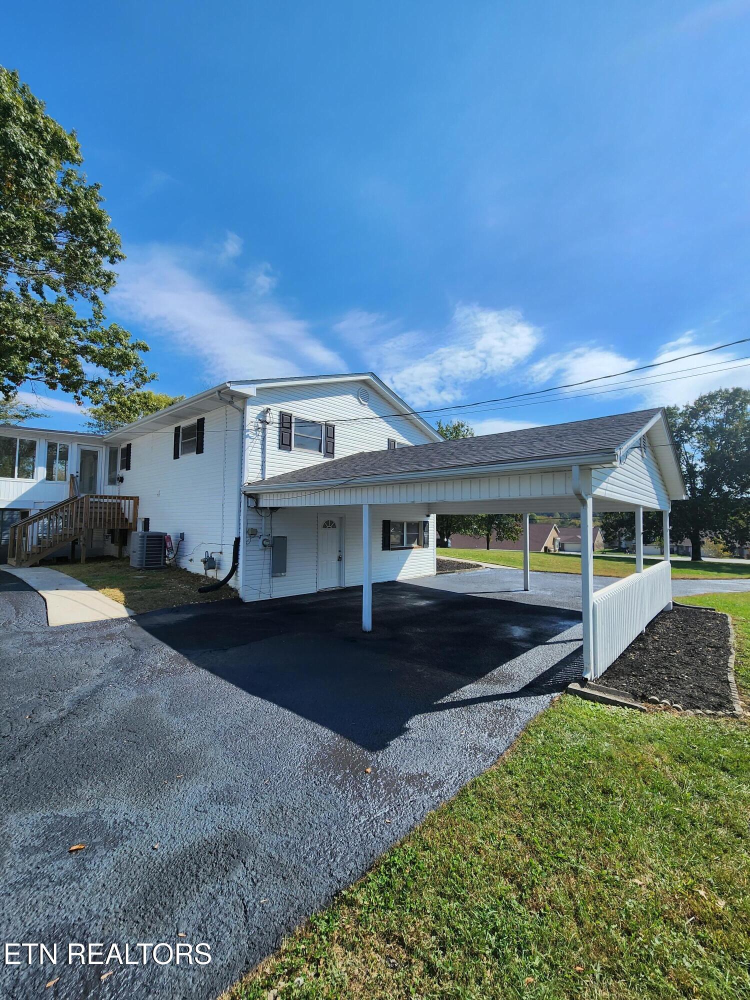 7001 Washington Pike