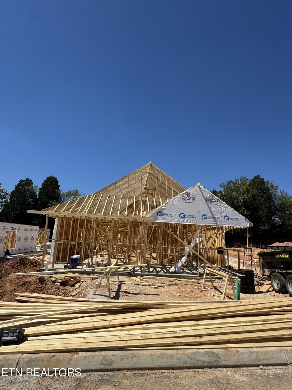 Photo of 926 Stratford Avenue, Sweetwater, TN 37874 (MLS # 1313777)