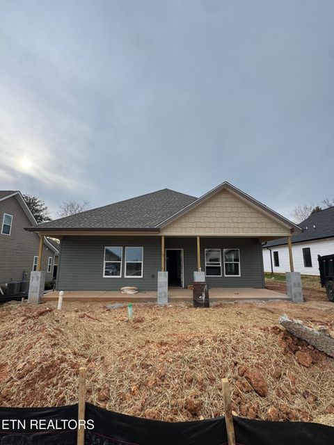 926 Stratford Avenue Sweetwater TN 37874