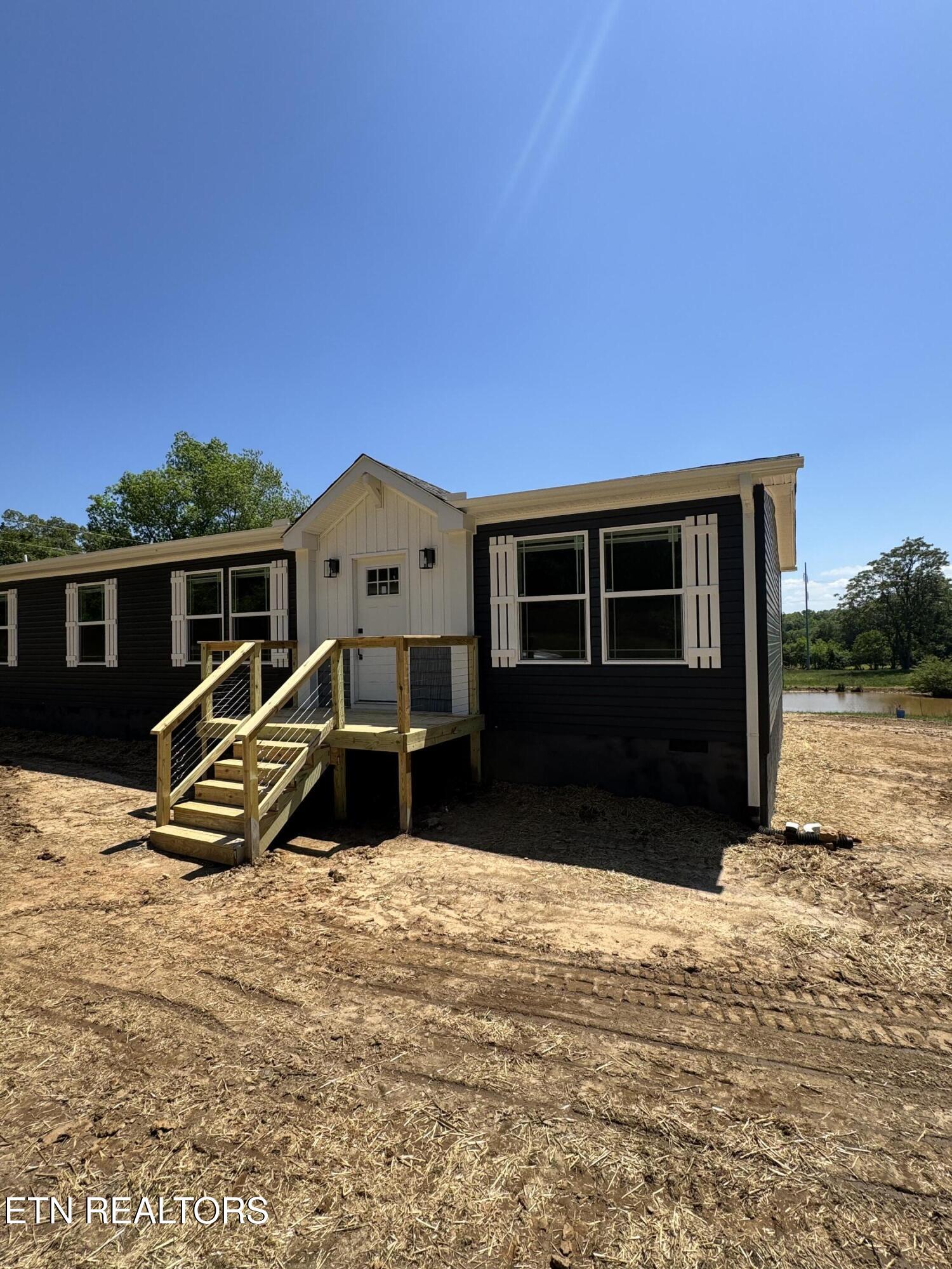 360 Greenbriar Rd