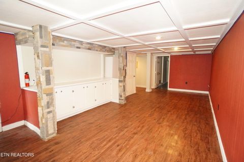 Tiny photo for 1725 Russell St, Morristown, TN 37813 (MLS # 1320594)