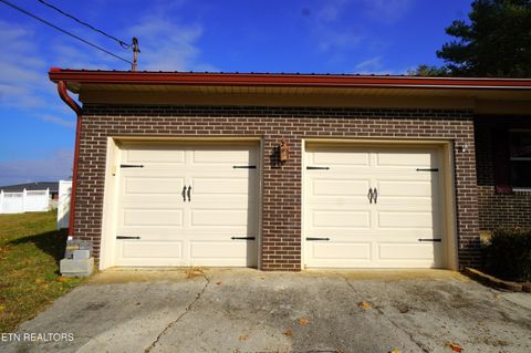 Tiny photo for 1725 Russell St, Morristown, TN 37813 (MLS # 1320594)