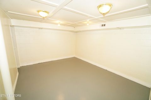 Tiny photo for 1725 Russell St, Morristown, TN 37813 (MLS # 1320594)