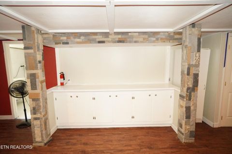 Tiny photo for 1725 Russell St, Morristown, TN 37813 (MLS # 1320594)