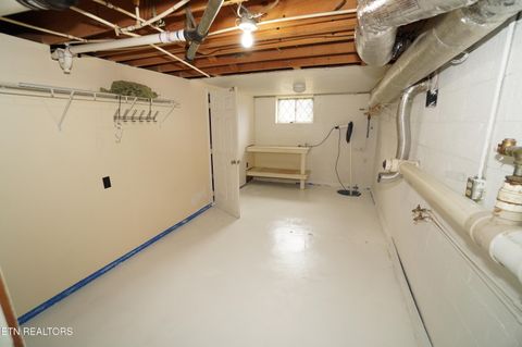 Tiny photo for 1725 Russell St, Morristown, TN 37813 (MLS # 1320594)