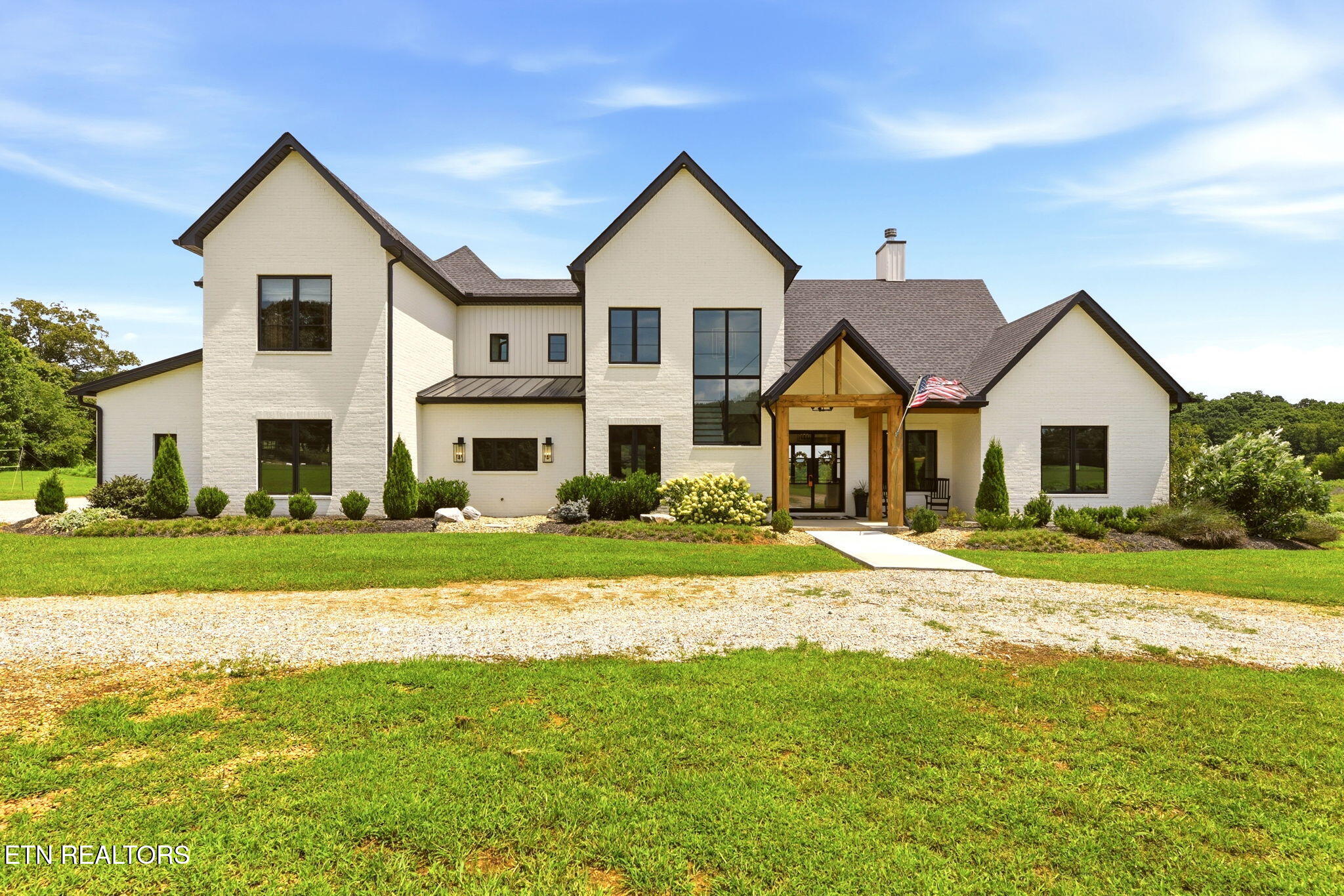 363 Zachary Rd
