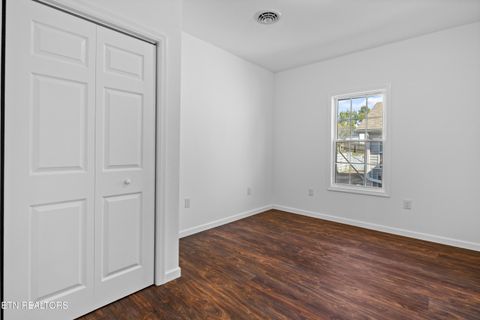 Tiny photo for 415 W 1St Ave, Lenoir City, TN 37771 (MLS # 1319224)